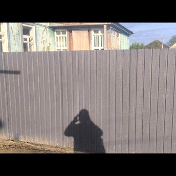 Продаються 1/2 будинку м.Прилуки.вул Густинська.