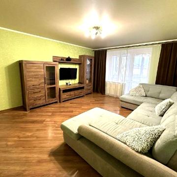 Здам 2х кімн кв-ру в центрі по вул.Чайковського 10000грн/міс