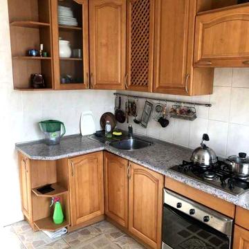 Здається простора та затишна 2-кімнатна квартира на вул. Калинова 60