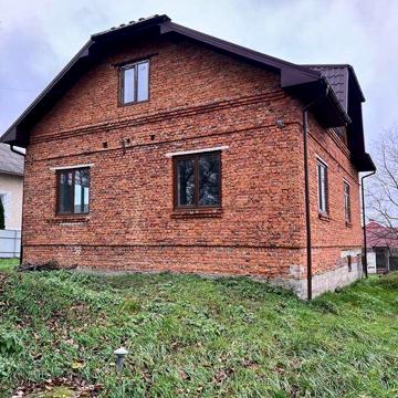 Терміновий продаж будинку з частковим ремонтом