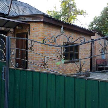 Участок з будинком  м Ромни район автовокзалу