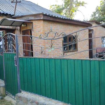 Участок з будинком  м Ромни район автовокзалу
