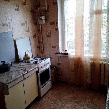 Продам 2  кімнатну квартиру