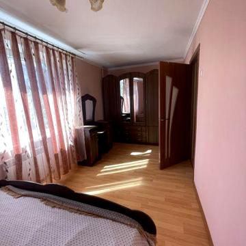 Продаж 2х кімнатної квартири на Проспекті Незалежності 60