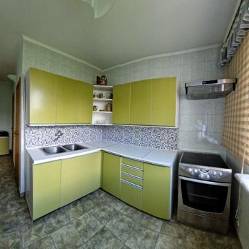 Академіка Глушкова просп., 45