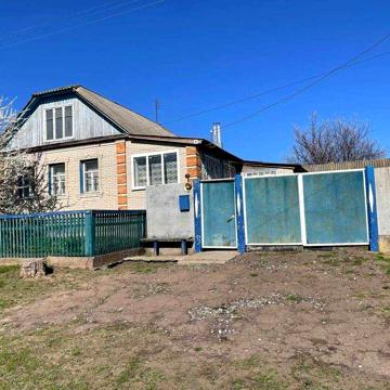 Продається будинок в місті Буринь!!!