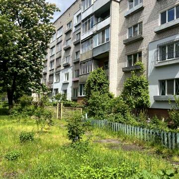 Здається в оренду 2-к. квартира на вул. Симиренківській
