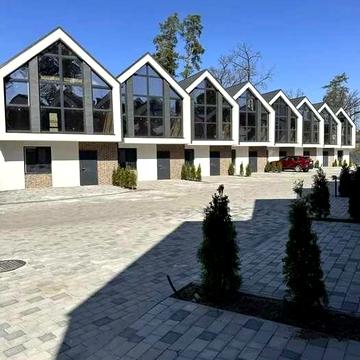 Продаж таунхаусів в ЦЕНТРІ!2 хв пішки школа, 10 хв новус