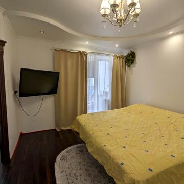 Тараса Шевченка бульв., 5