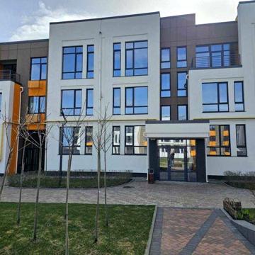 БЕЗ КОМІСІЇ! Трикімнатна квартира. ПОКРОВСЬКИЙ парк