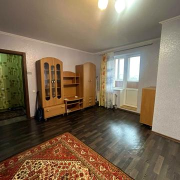 Холодногірська пл., 35