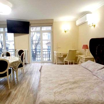 Оренда апартаментів в новобудові в самому центрі вул. М. Скорика