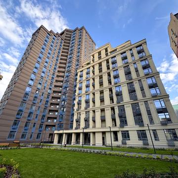 Річкова вул., 4