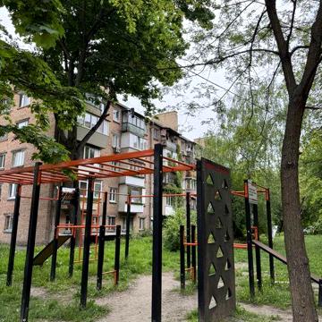 Квартира трикімнатна