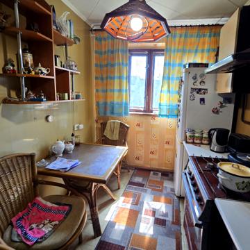 Електронна вул., 70