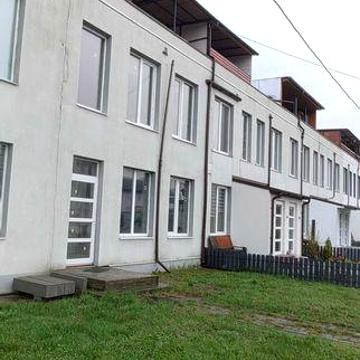 Продаж трикімнатної квартири з терасою в ОСББ вул.Сагайдачного 166