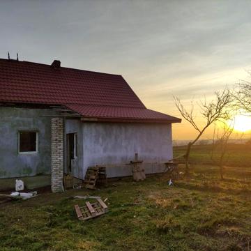 Будинок біля траси Львів Краковець 1 км. С . Чолгині