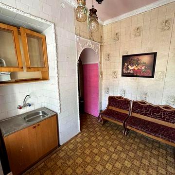 Продам 2 к квартиру на Соборній 18000 у.е