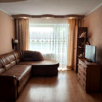 Продаж 1 кім , район 11-12 школи