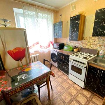 Сдам в аренду 2к квартиру ул. К.Цысик (Г. Королевой), 16а, Левый берег