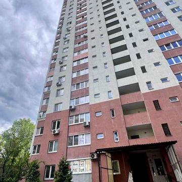 Сдам 1к. квартиру с видом на Парк, пр-т. Червоної Калини 1-В.