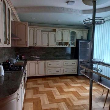 Будинок Зубра рент сихів
