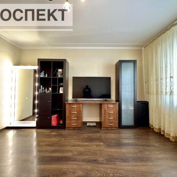 Металургів вул., 30