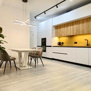 Продаж сучасної 3-кімнатної квартири в новому будинку біля центру ЖК клубный дом