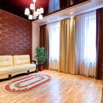 Гетьмана Петра Дорошенка вул. (), 30