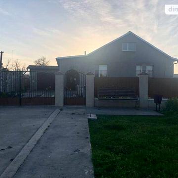 Продаж 3к Дім Центральна вулиця