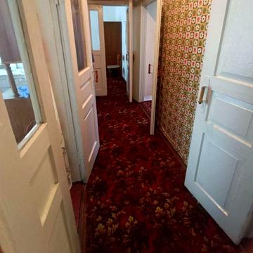 Продається квартира в центрі Добровеличківки