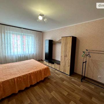 Довгострокова оренда 1к Квартира Залізняка Максима вулиця