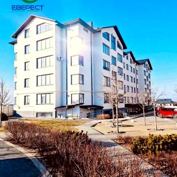 Продаж 1-кімнатної квартири з додатковою площею.