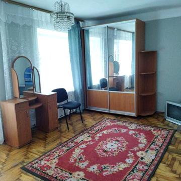 Сдам 2х комнатную квартиру 4й этаж