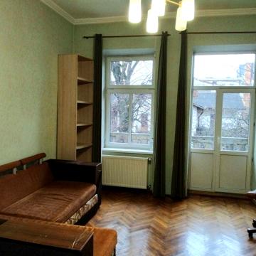 Продаж 3 кім. по вул. Здоров`я