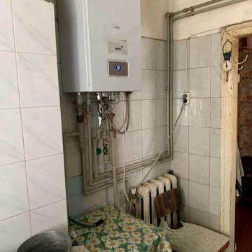 Продам 4  кімнатну квартиру в Березовому сквері