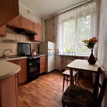 Продається 2-кімнатна квартира пр. Металургів