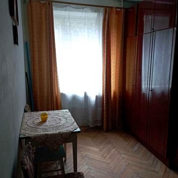 Івана Сірка вул., 25