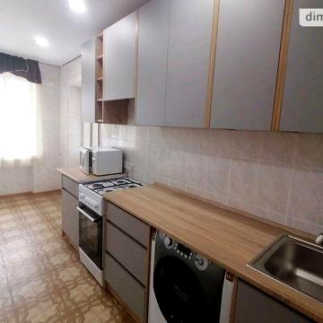 Довгострокова оренда 3к Квартира Свободи вулиця