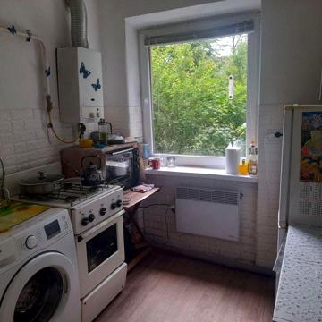 Продається 1 кімнатна квартира