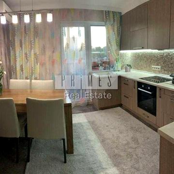 Продаж 2к квартира, вул. Донця Михайла 2б, Відрадний