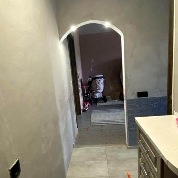 Квартира 2 кімнатна, не кутова, срочний продаж