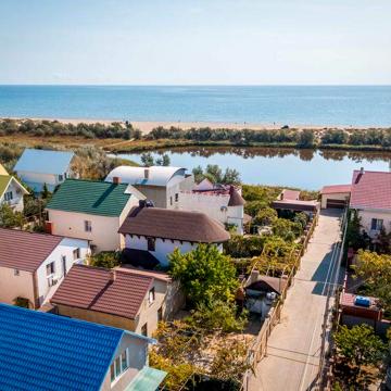 СДАМ будинок на березі МОРЯ 4-6 чоловік