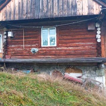 Продаж земельної ділянки з будинком