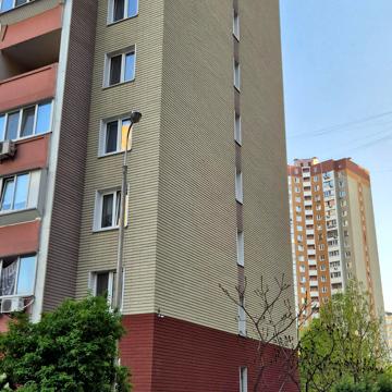 Урлівська вул., 36