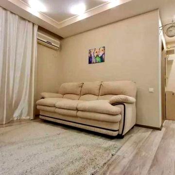 Продам 2к квартиру Олександра Поля (верх)/Новосільна вул. 13