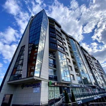 Продам велику 2х кімнатну новобудову біля парку Шевченка ЖК Зоряний