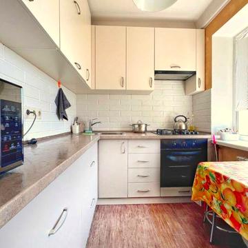 Продаж 2-к квартири з гарним ремонтом на Щербаківського 31Б