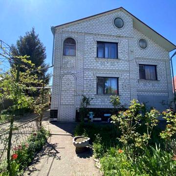 Продам будинок в селі Шкарівка, 4 км. від Білої Церкви