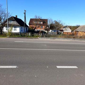 Будинок с.Куснище при дорозі великий участок 25сот.